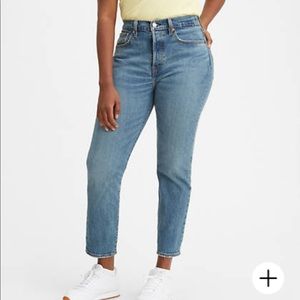Levi’s women’s wedgie fit ankle jeans